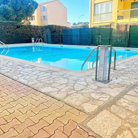 Apartmán Avec Piscine, Centre A Pieds Sanary-sur-Mer
