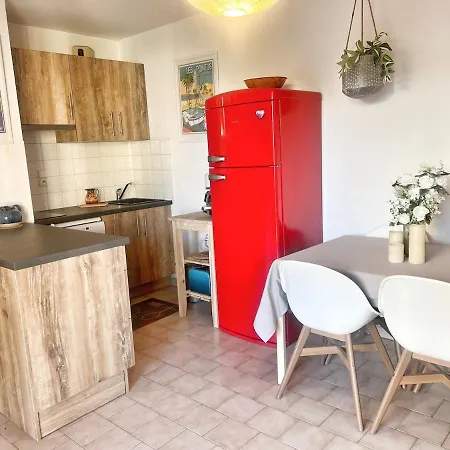 Apartmán Avec Piscine, Centre A Pieds Sanary-sur-Mer